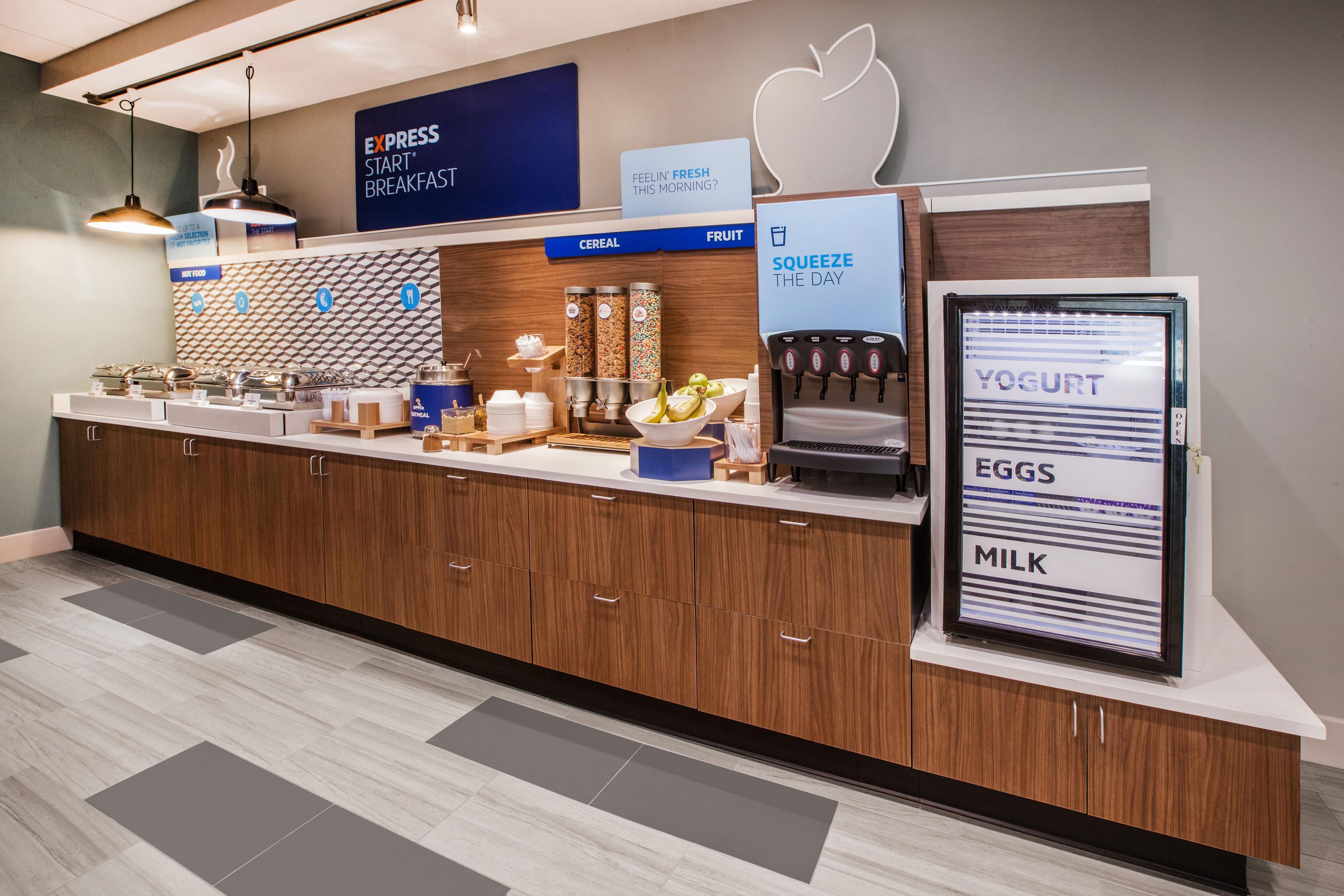 Holiday Inn Express Nashville-Downtown - Broadway By Ihg Exterior foto