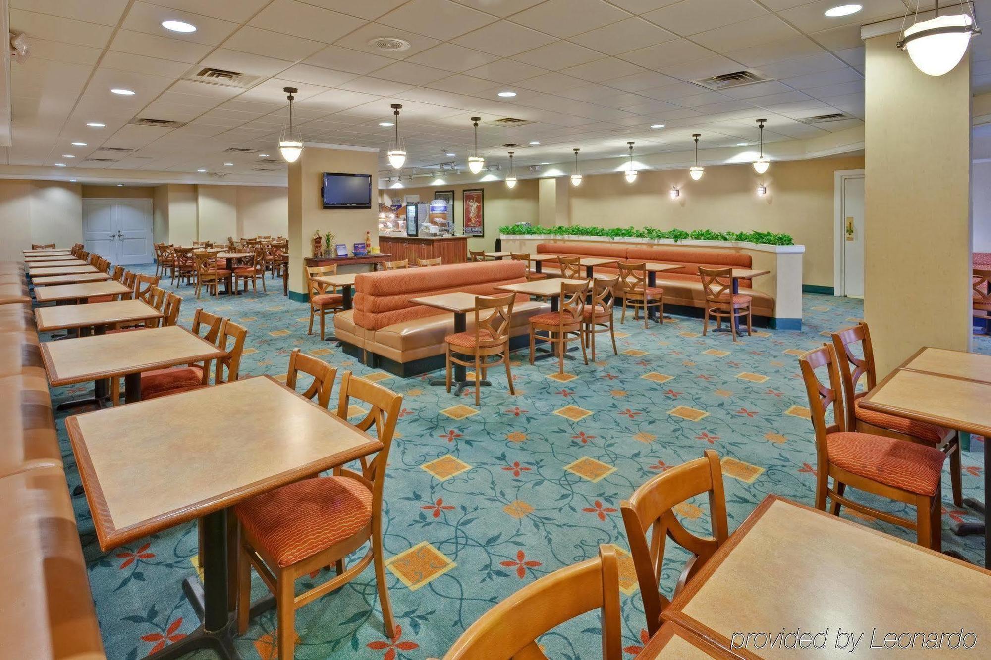 Holiday Inn Express Nashville-Downtown - Broadway By Ihg Exterior foto